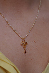 Collier Croix beige