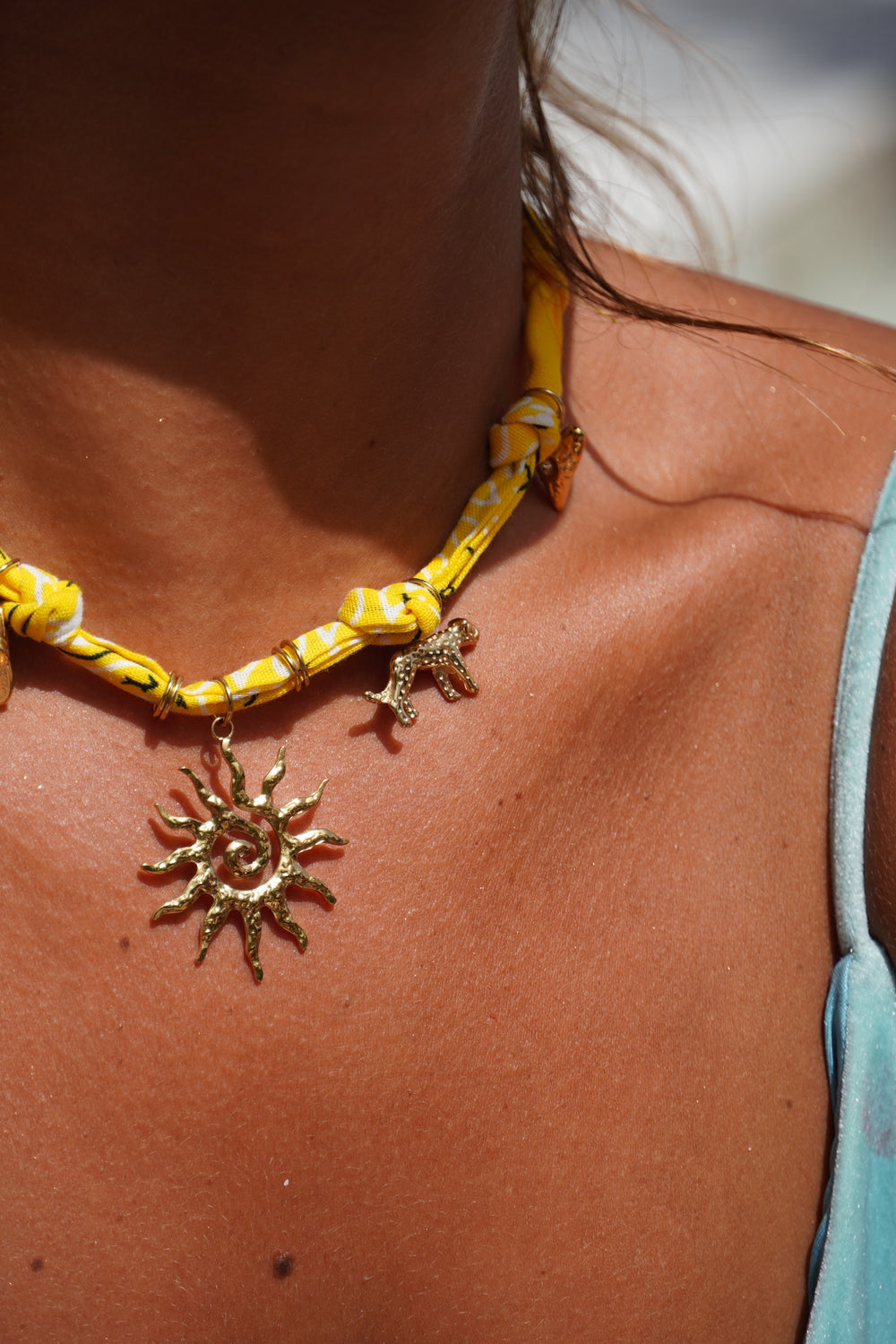 Collier bandana charms