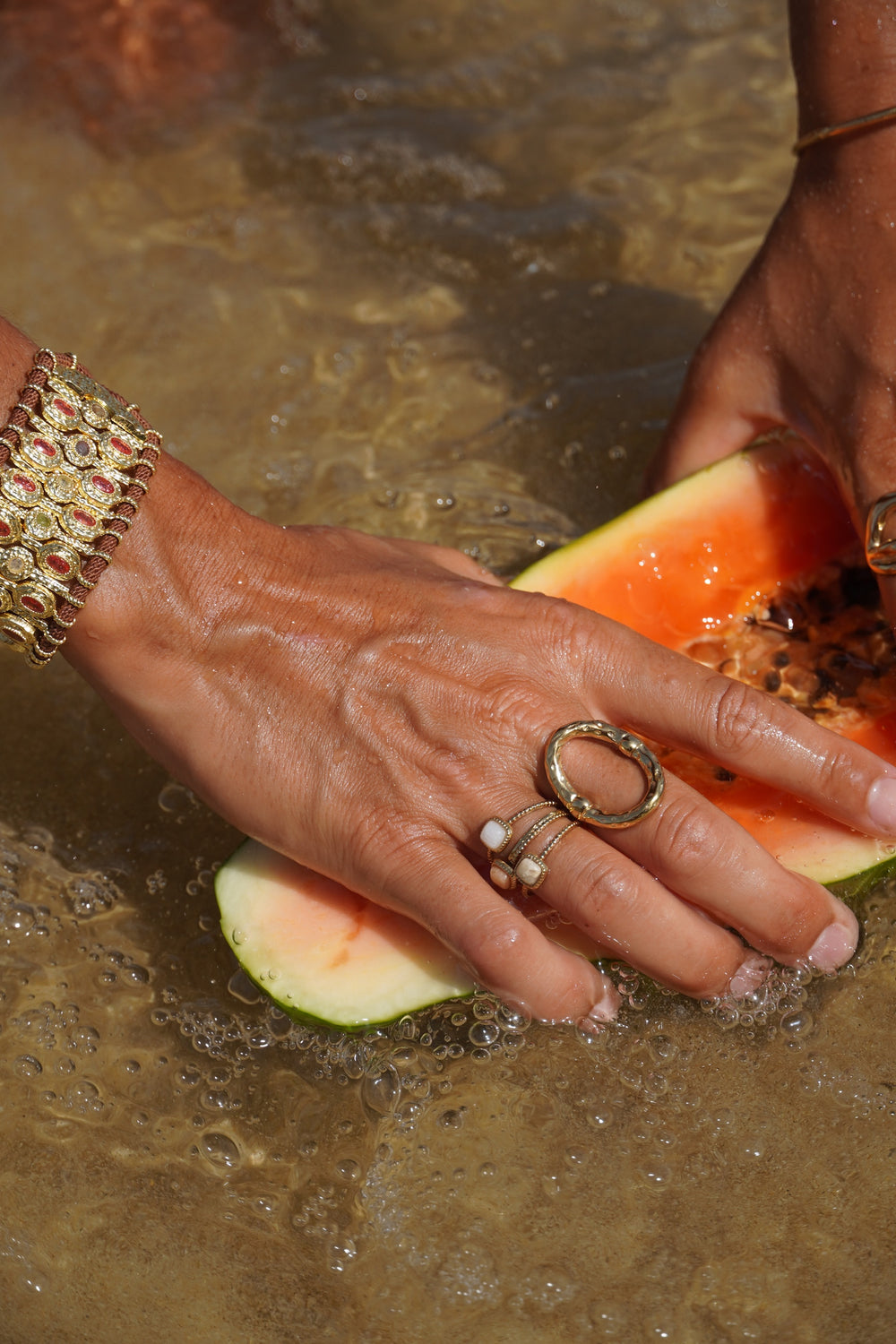 Bague ovale martelée